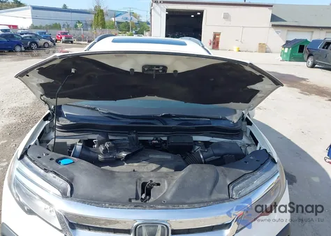 2019 Honda Pilot Touring из США, поврежденный, VIN 5FNYF5H90KB005916